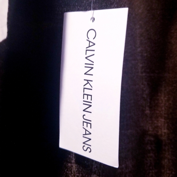 Calvin Klein Boy's Two-Piece Outfit - Picture 11 of 12